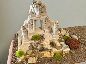 2XL | Ruined temple decoration suitable for 2XL